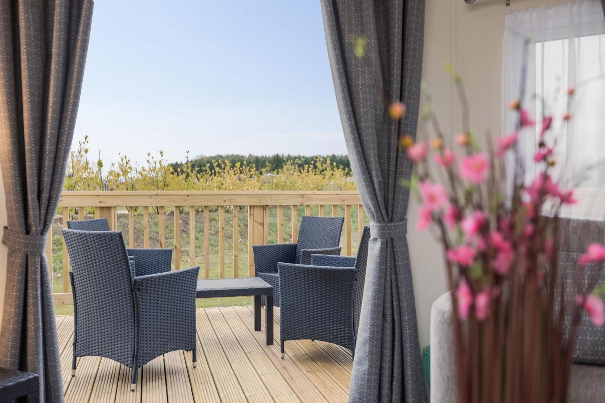 Deer View Lodge Close To Pickering Buitenkant foto
